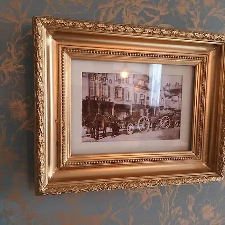 Cocon Dans L'artere Du Centre-ville * Реймс